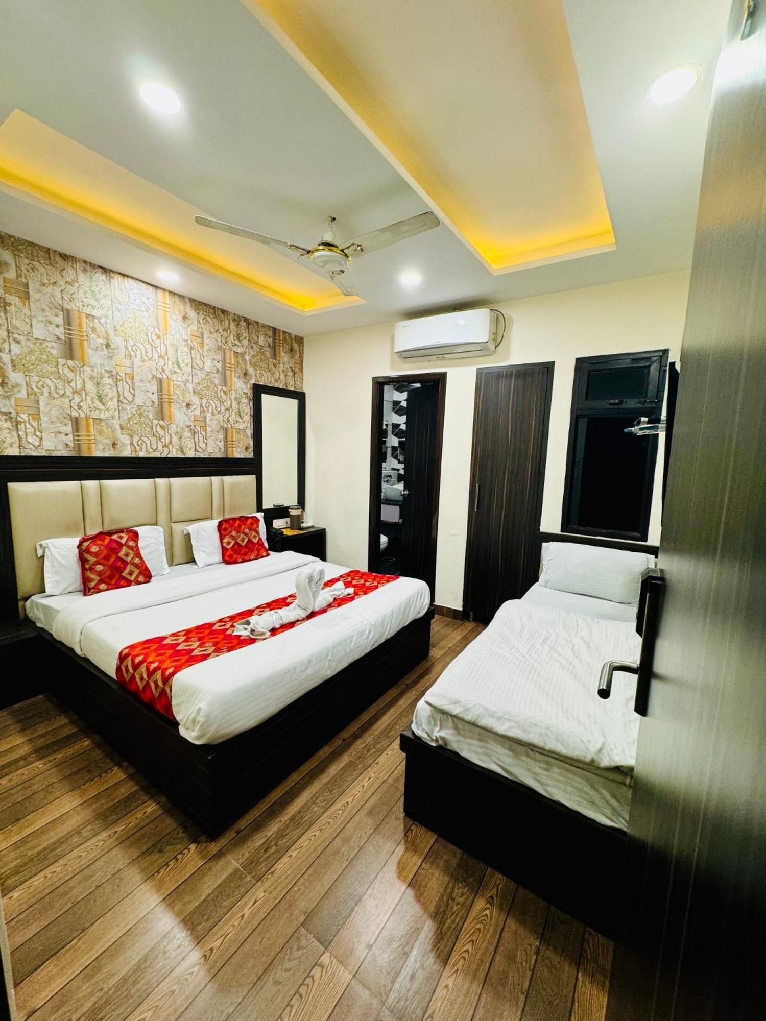 Hotel Kabir Residency Amritsar Exterior photo